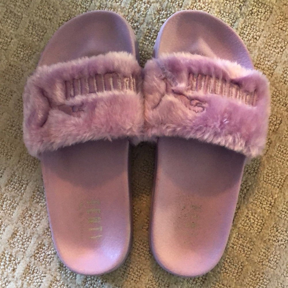 Authentic Fenty Puma slides - women’s 7.5